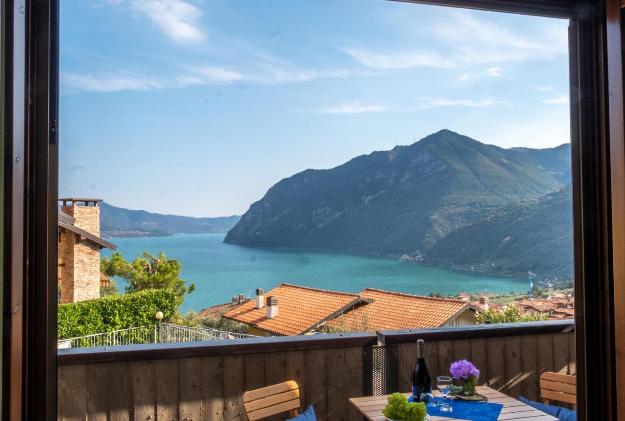 Happy Guest Apartments - Lake Panorama & Pool Riva di Solto Esterno foto